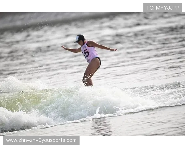 冲浪联赛女子组技术含量提升，职业化路径拓宽