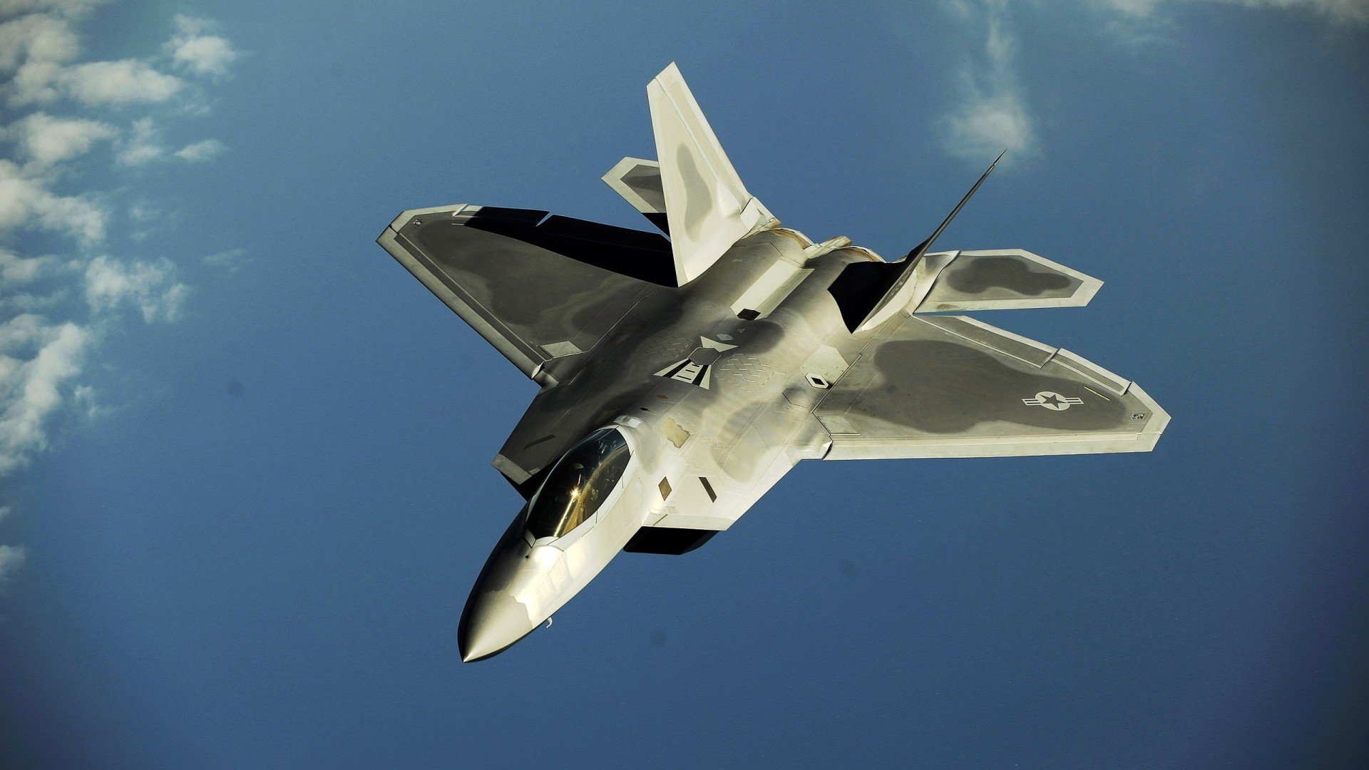 九游官网入口地址-五大联赛争冠大战中战术板临场变化指数分析